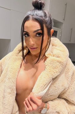 Brenda Ferreira - Acompanhante Travesti / Transex em Feira de Santana - BA